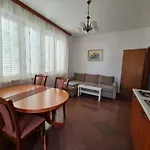 Apartman Apartments With Parking Space Orebic, Peljesac - 4500 *