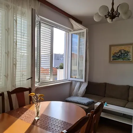 Apartments With Parking Space Orebic, Peljesac - 4500 *