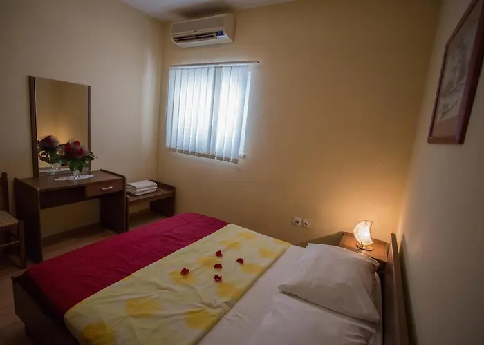 Appartamento With Parking Space Orebic, Peljesac - 4500 *